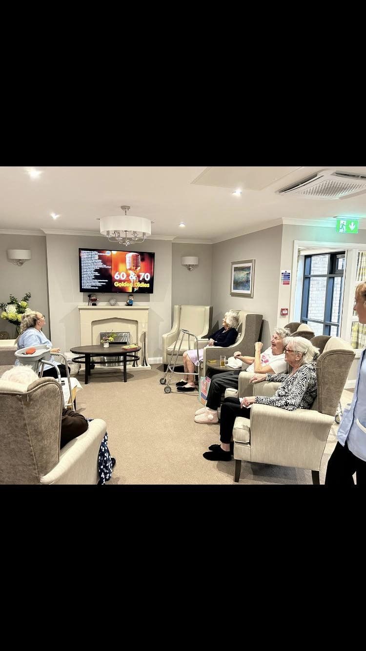 Residents Reignite Old Connections at Barton Manor