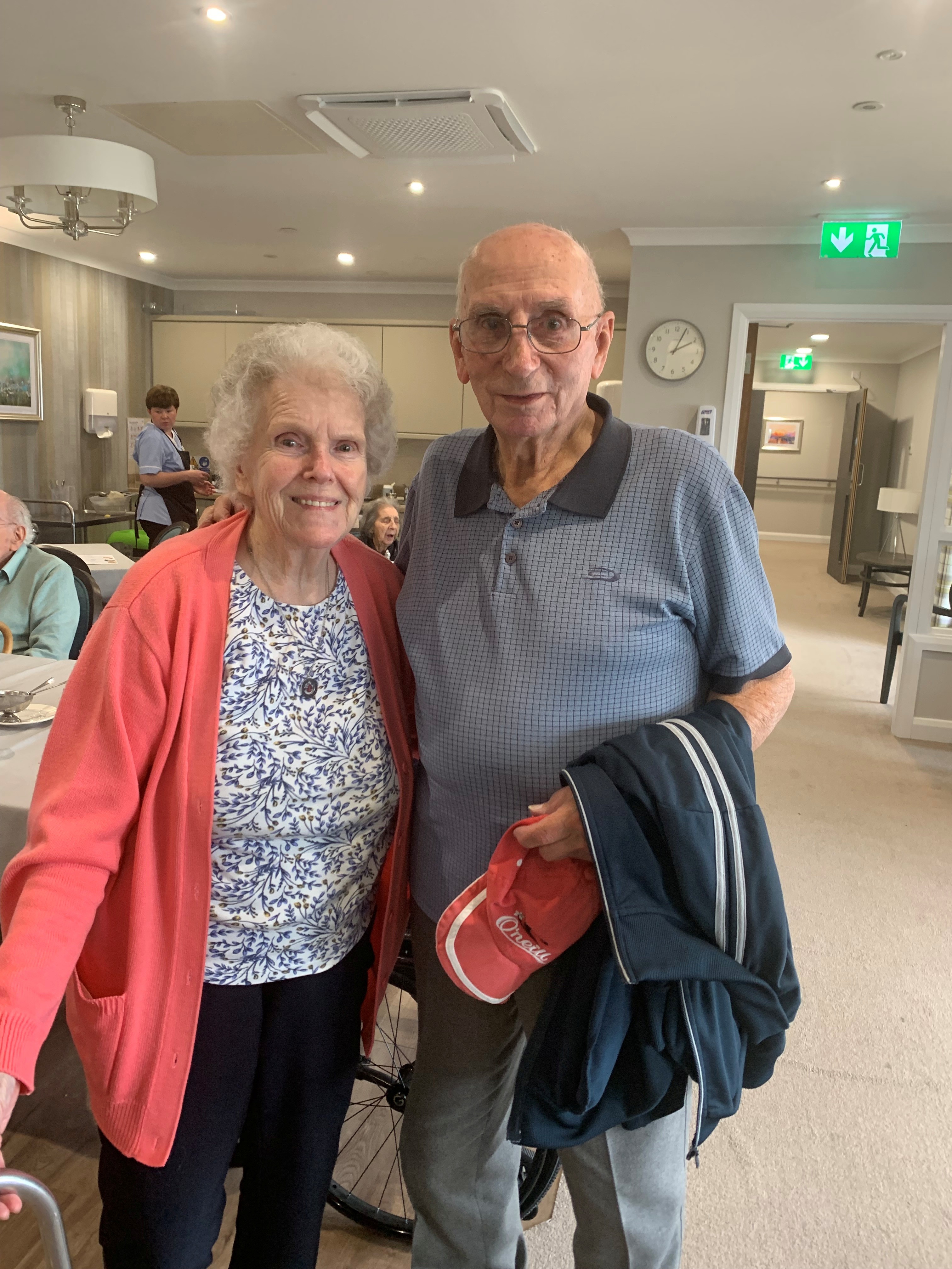 Heartfelt Reunion at Barton Manor Celebrates Timeless Bonds