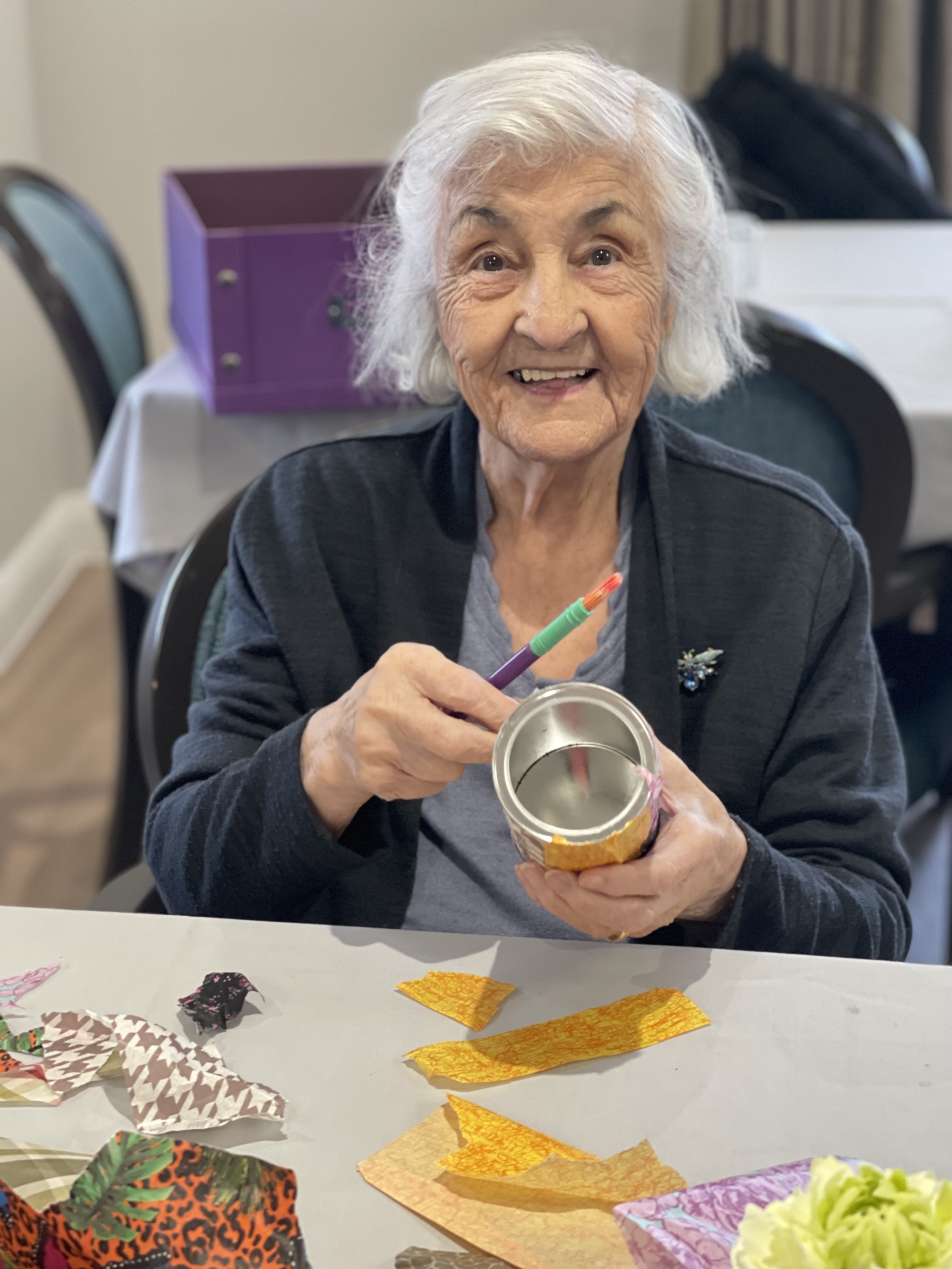 Broadlands Lodge Residents Shine in Creative Decoupage Class