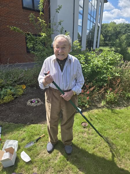 Harbour Manor Residents Discover Delightful Frogs in Garden Sanctuary
