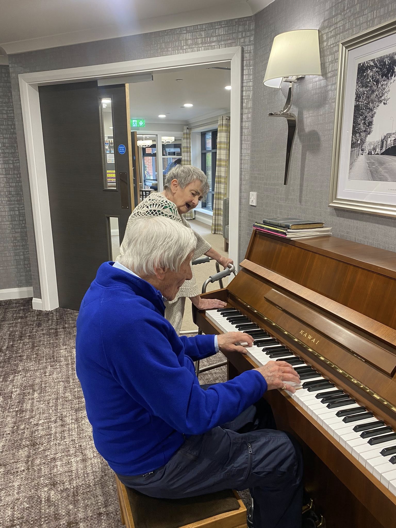 Orchard Manor Residents Revel in Joyful Sing-Along Session