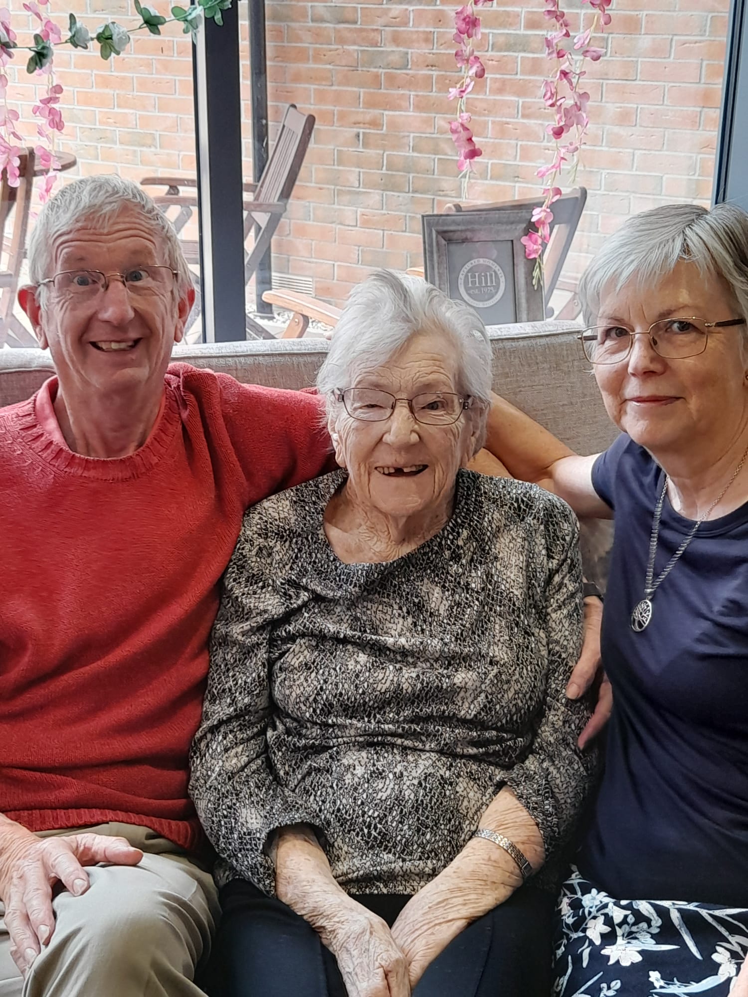 Cherished Family Bonds Celebrated at Old Norse Lodge