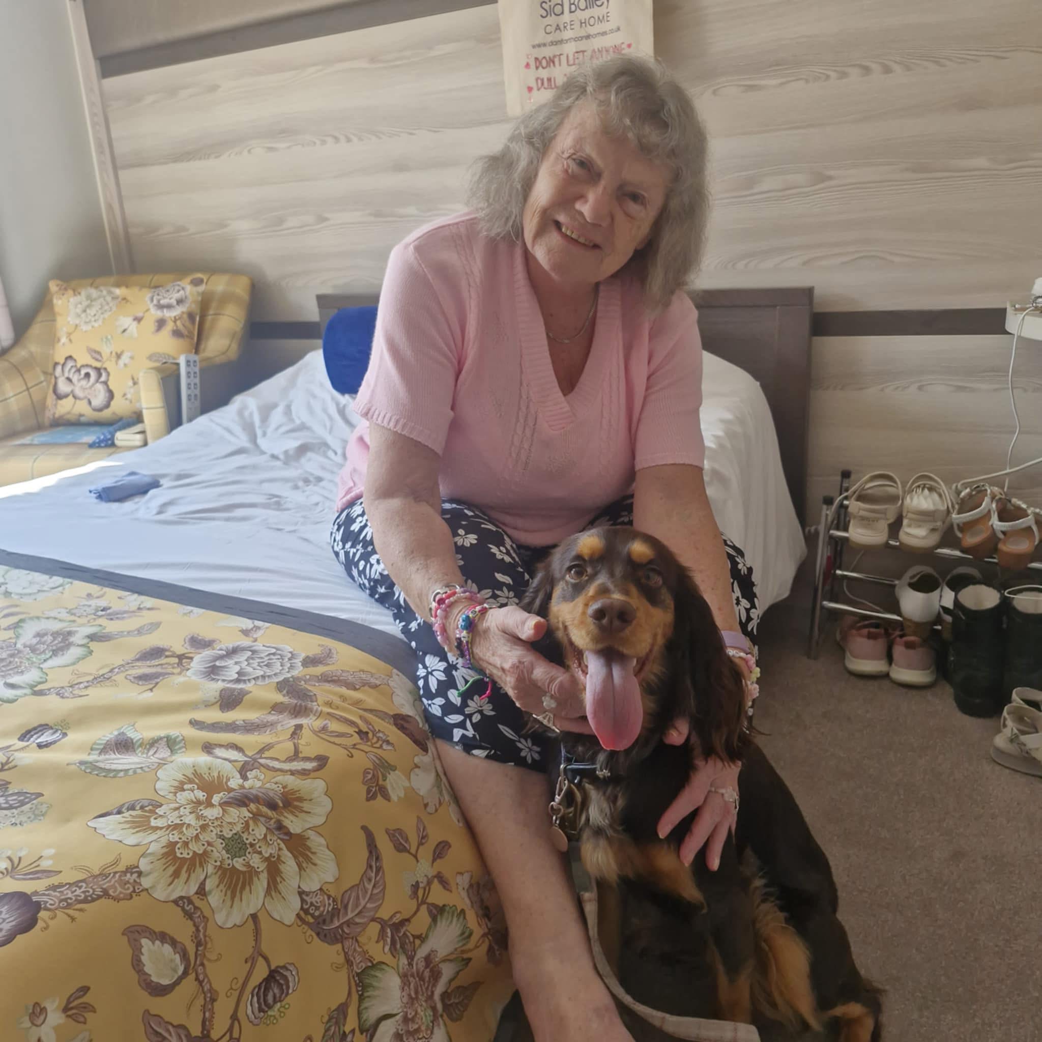 Puppy Visit Delights Sid Bailey Residents