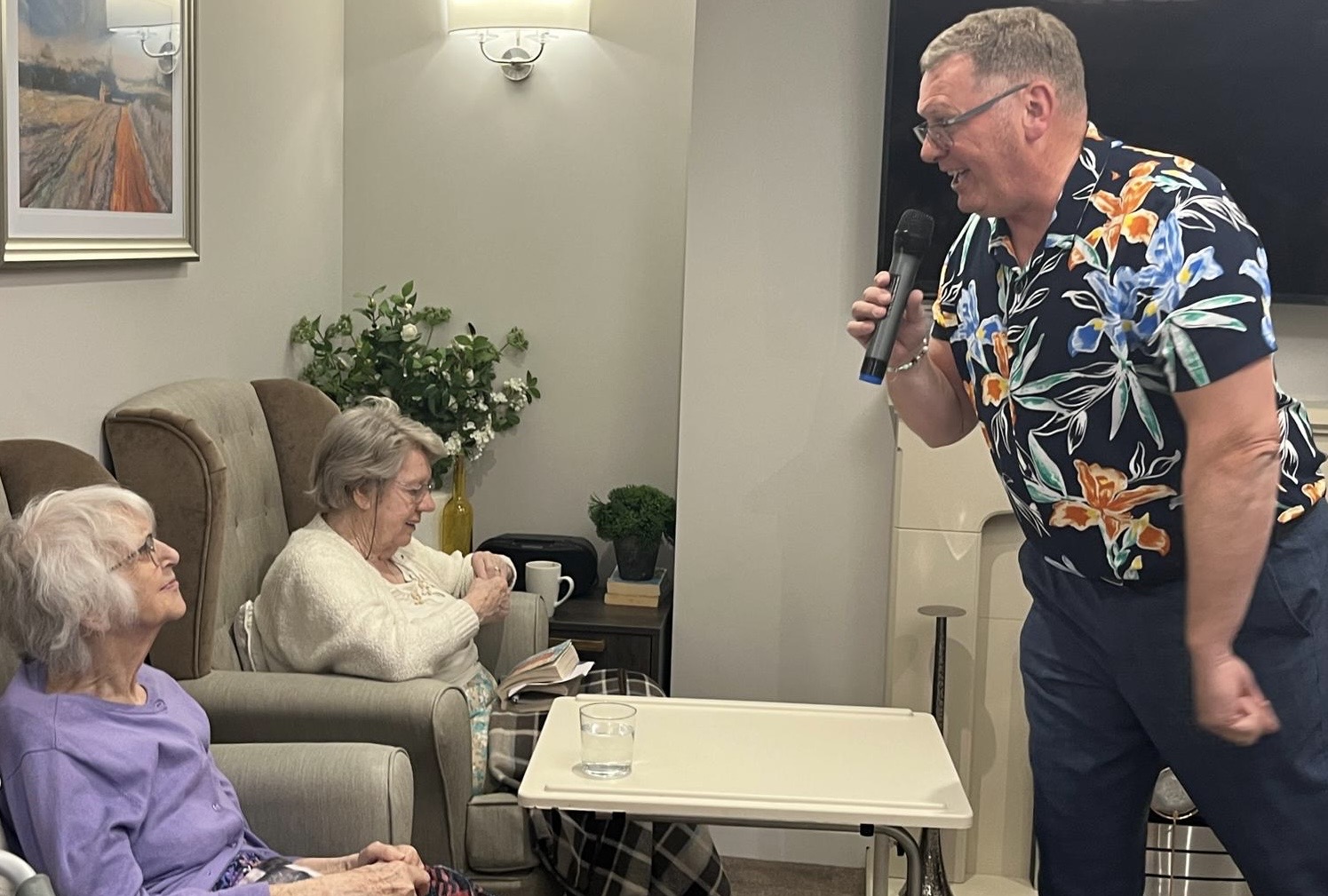 Heatherton House Hosts Special Serenade